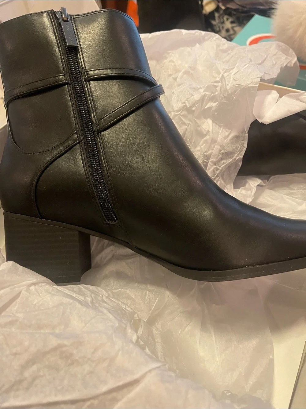 Anne klein Moore low heel black ankle boots new in box sz 10 m